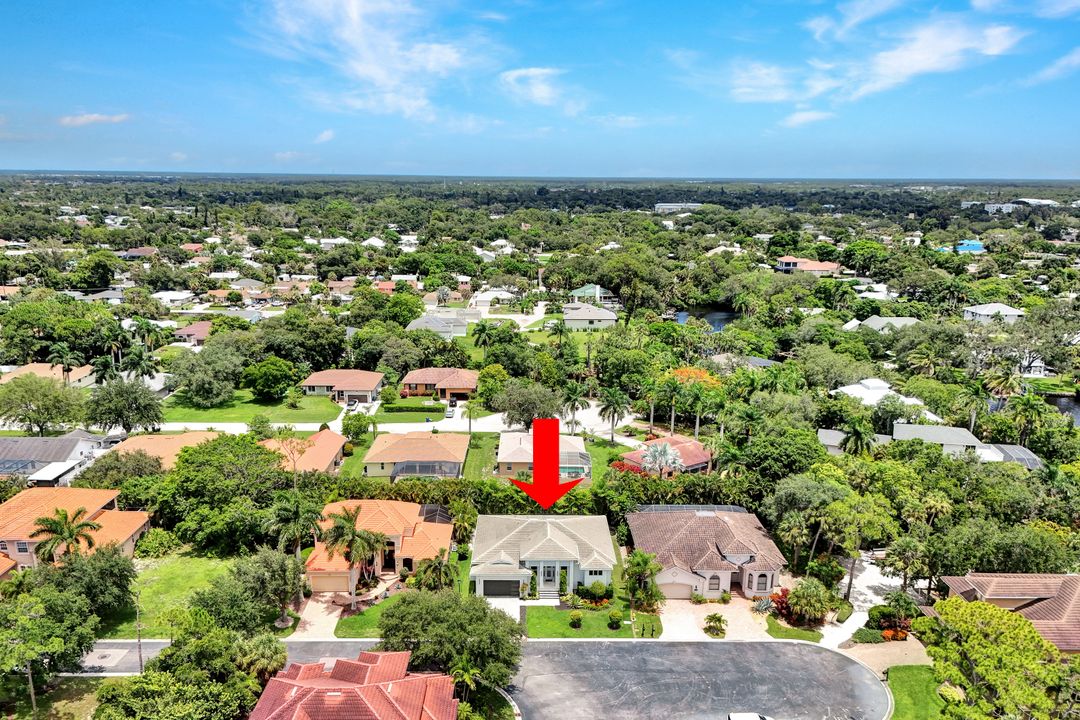 27085 Serrano Way, Bonita Springs, FL 34135