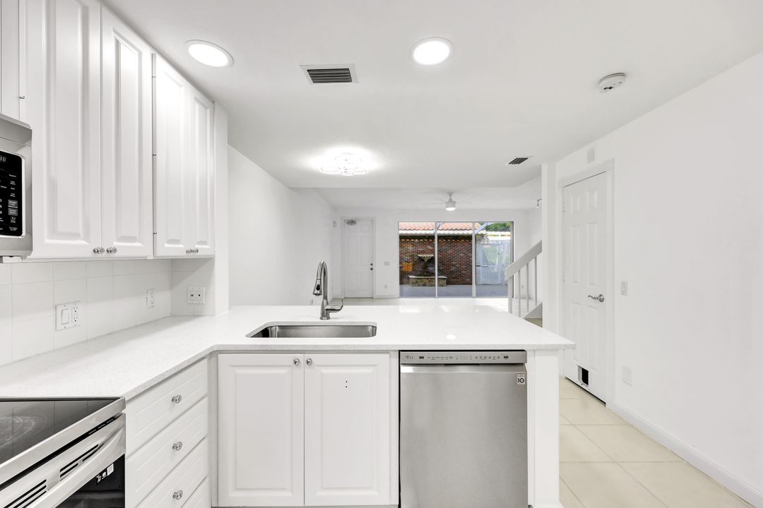 29072 Alessandria Cir, Bonita Springs, FL 34135