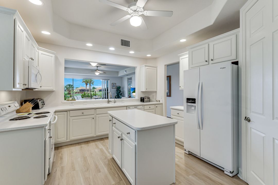 6029 Trophy Dr #301, Naples, FL 34110