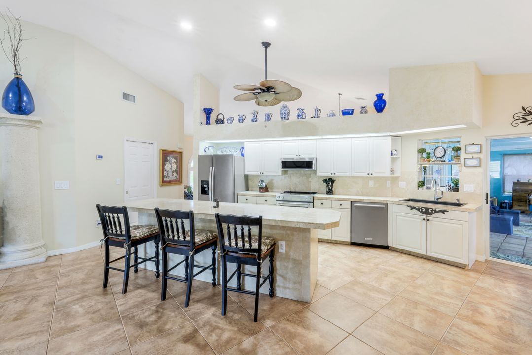 2310 SW 53rd St, Cape Coral, FL 33914