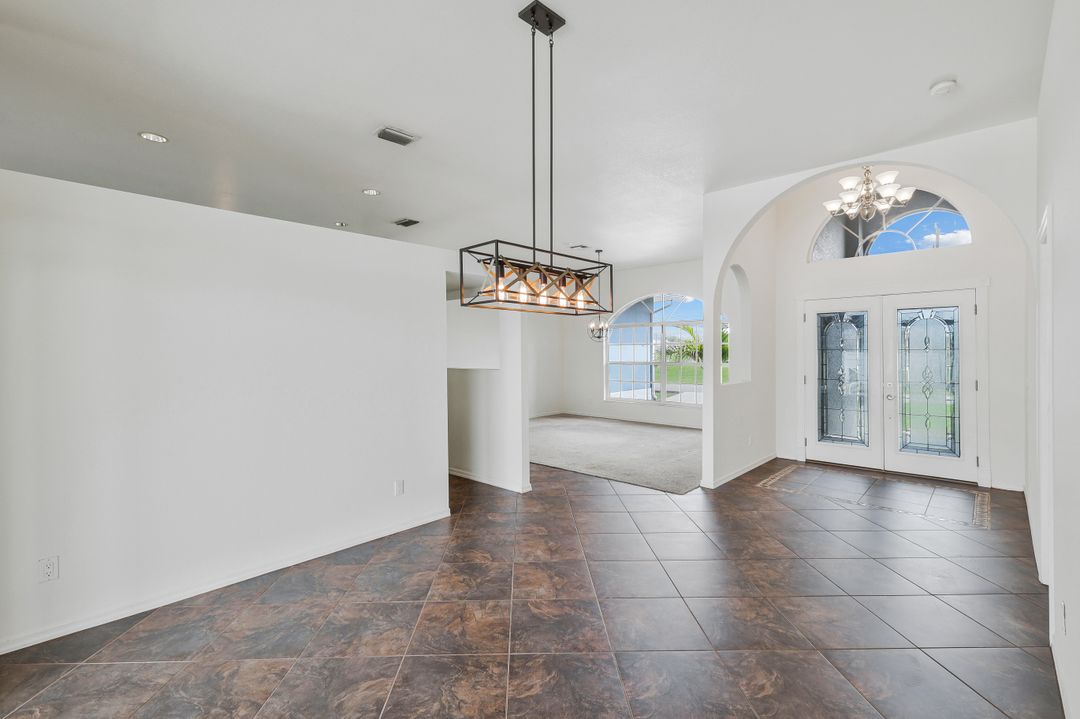 1728 NW 7th Ave, Cape Coral, FL 33993