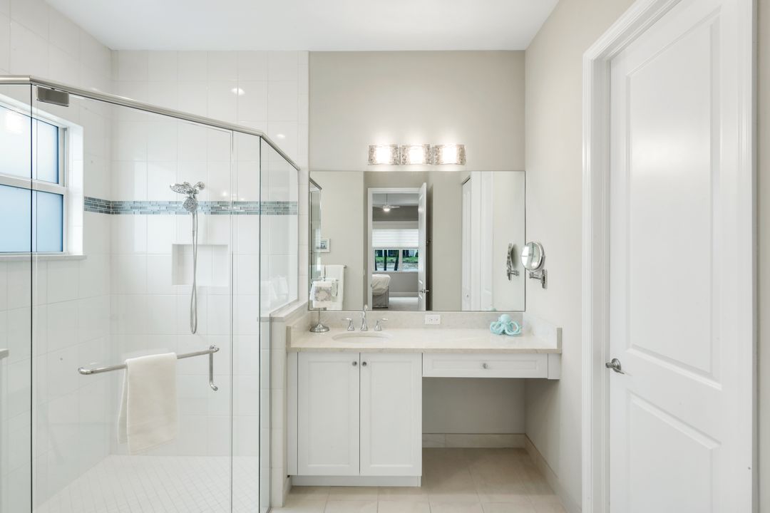 28558 Lobos Cir, Bonita Springs, FL 34135