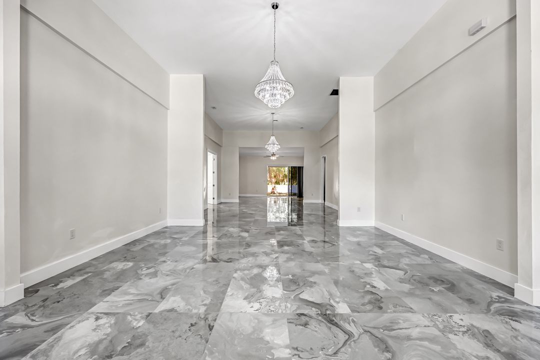 1853 Della Dr, Naples, FL 34117