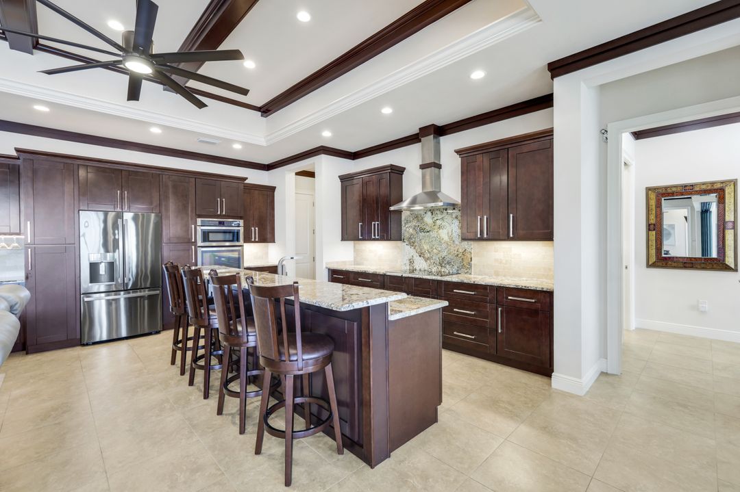 128 NW 39th Ave, Cape Coral, FL 33993