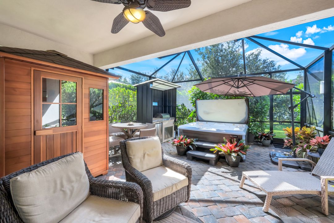 4244 Raffia Palm Cir, Naples, FL 34119