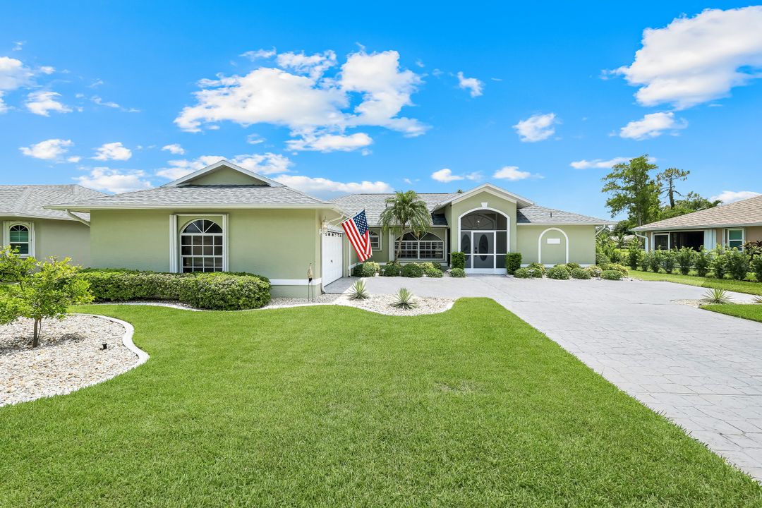 7563 Woodland Bend Cir, Fort Myers, FL 33912