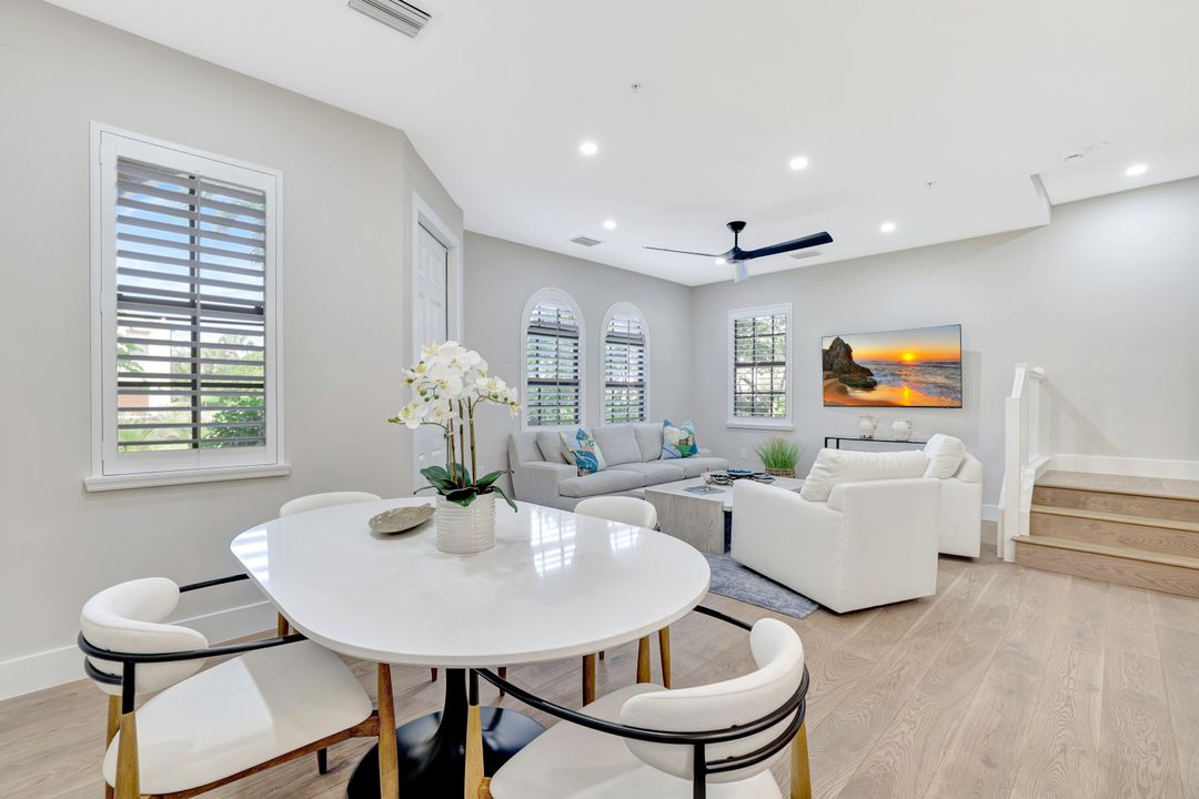 9037 Alturas St #3705, Naples, FL 34113