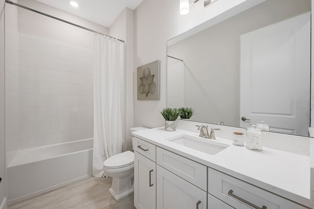 17505 Aquila Ct, Fort Myers, FL 33913