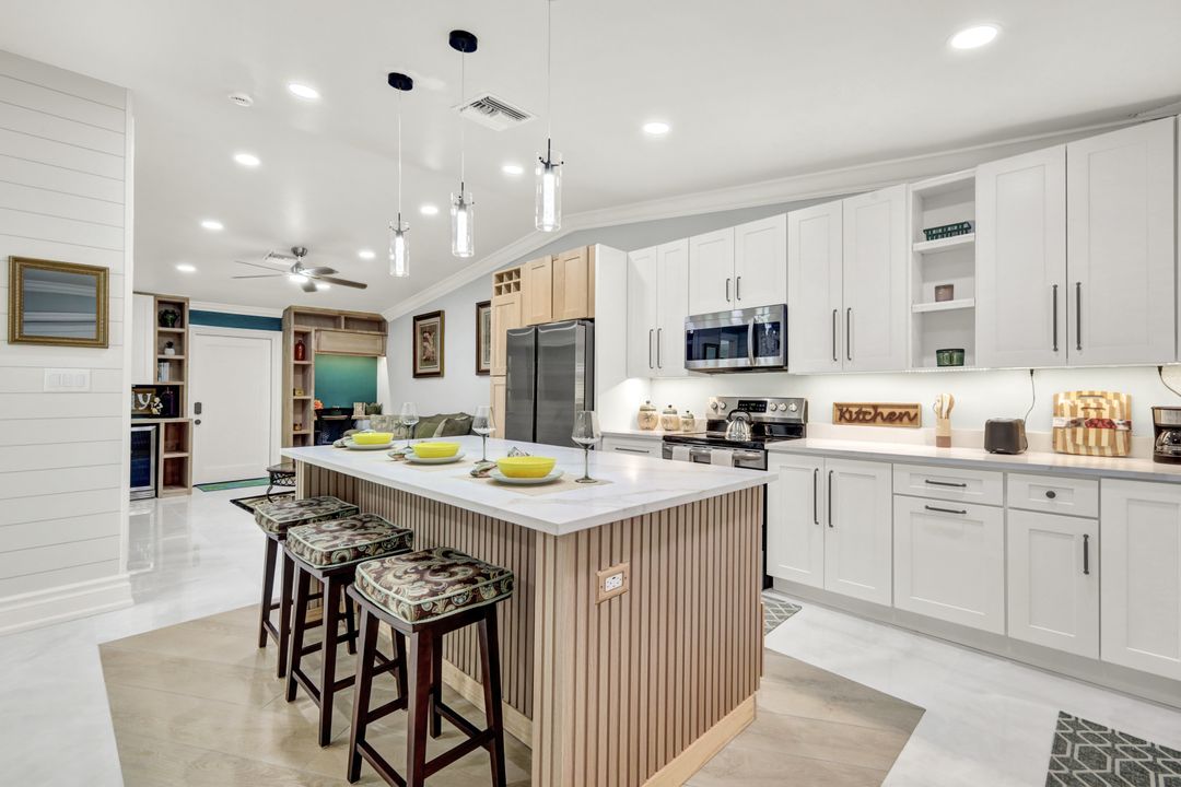 3510 Dora St, Fort Myers, FL 33916