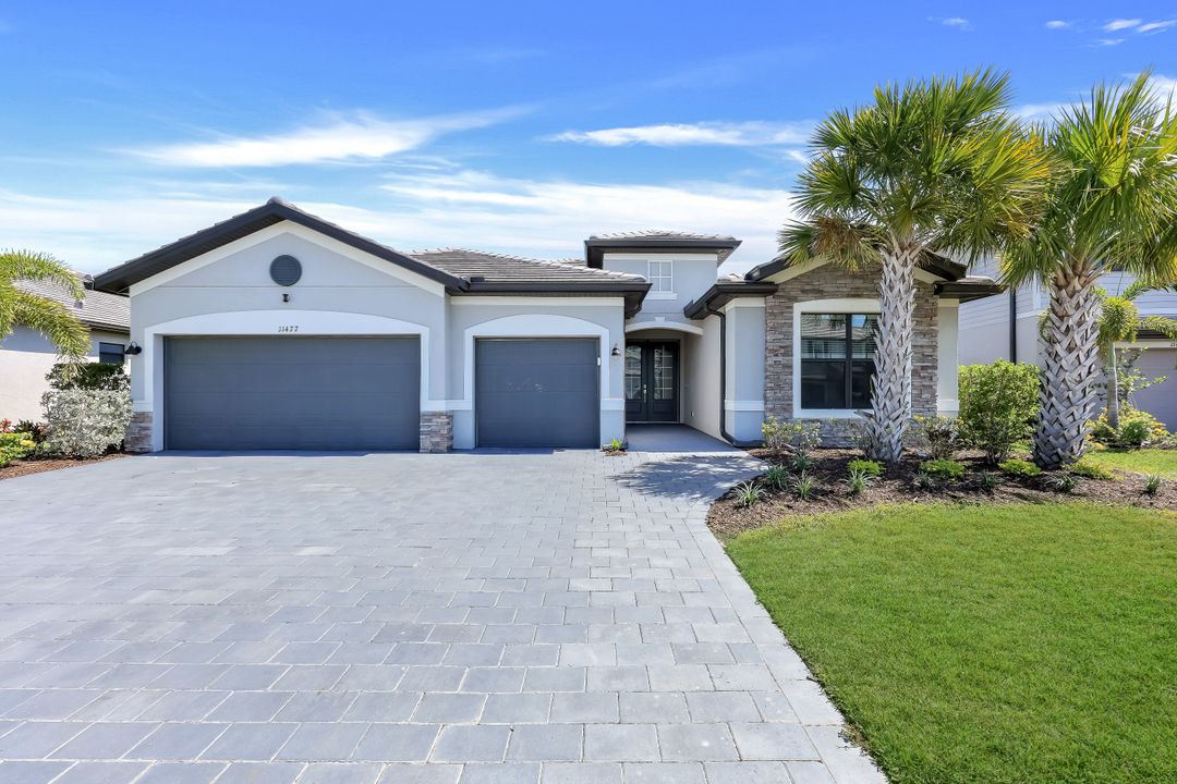 11477 Canopy Loop, Fort Myers, FL 33913