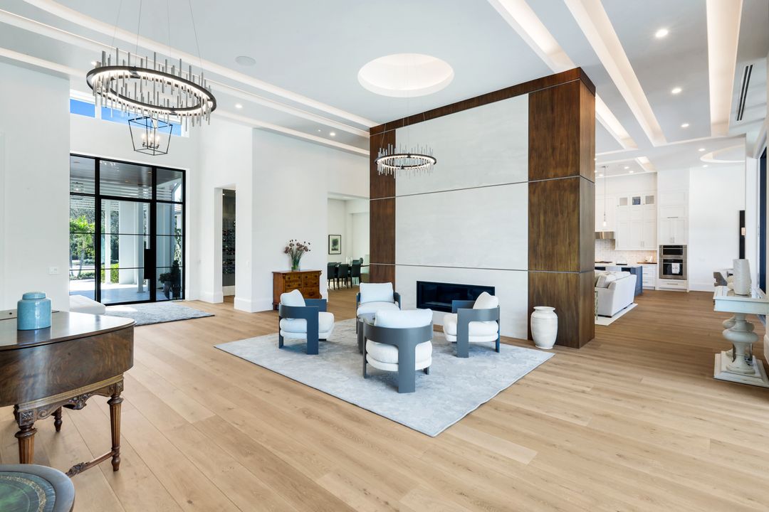 2818 Thistle Way, Naples, FL 34105