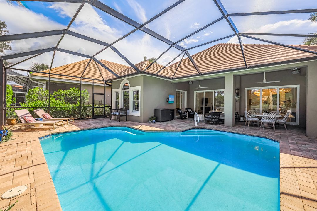 8544 Mallards Way, Naples, FL 34114