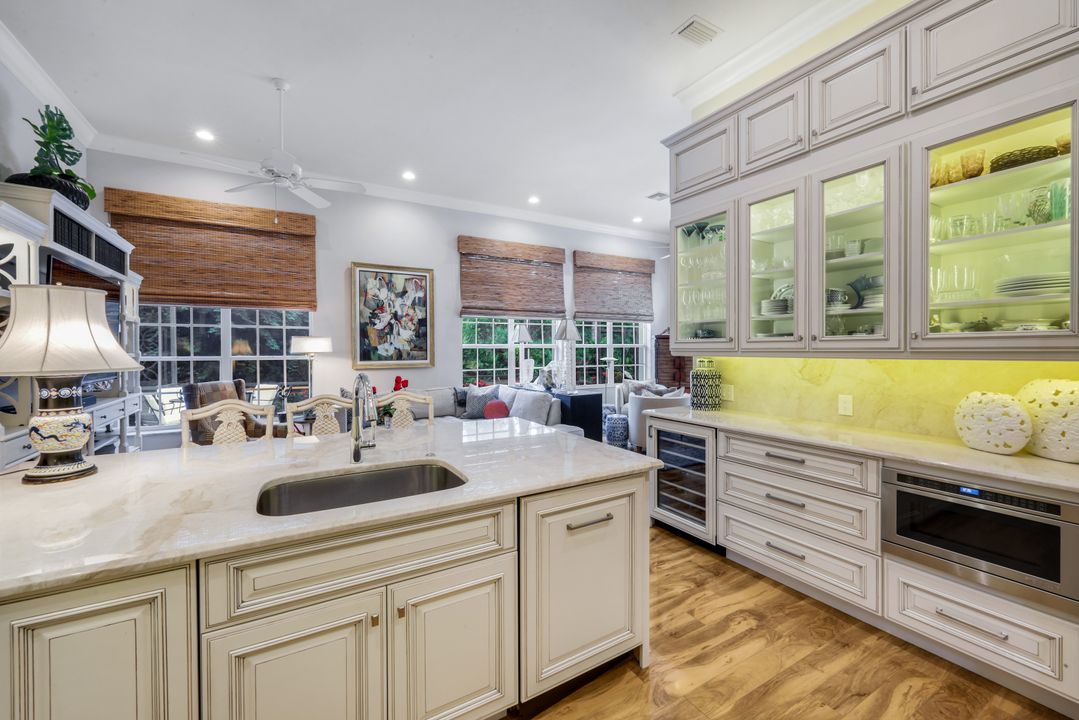 15248 Devon Green Ln, Naples, FL 34110