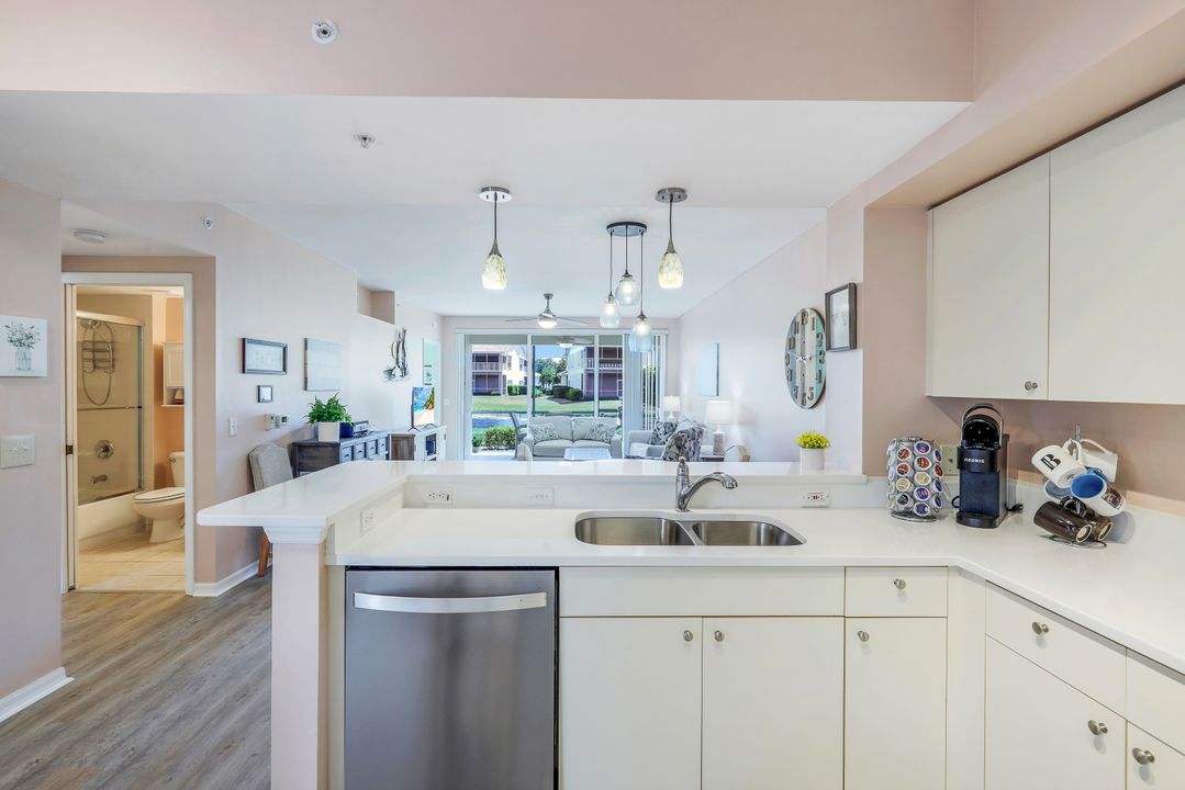 5440 Worthington Ln, Naples, FL 34110