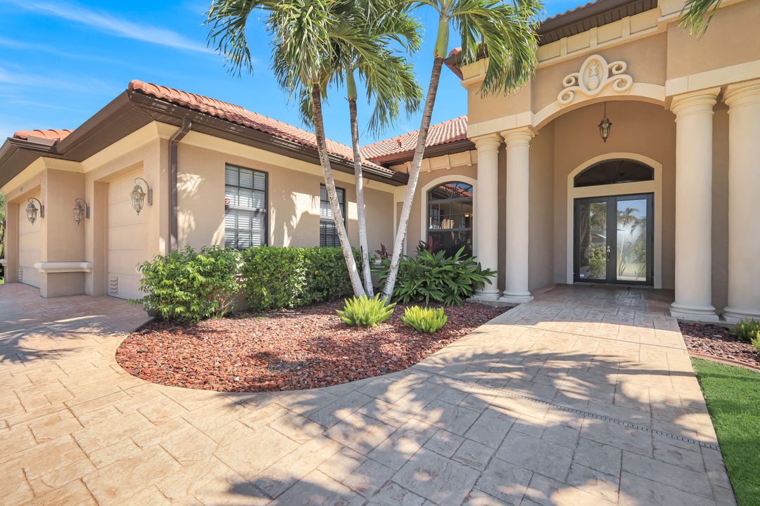 3939 SW 27th Ct, Cape Coral, FL 33914