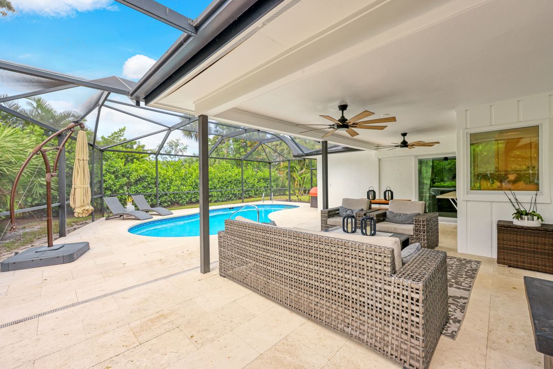 9949 Winchester Wood, Naples, FL 34109