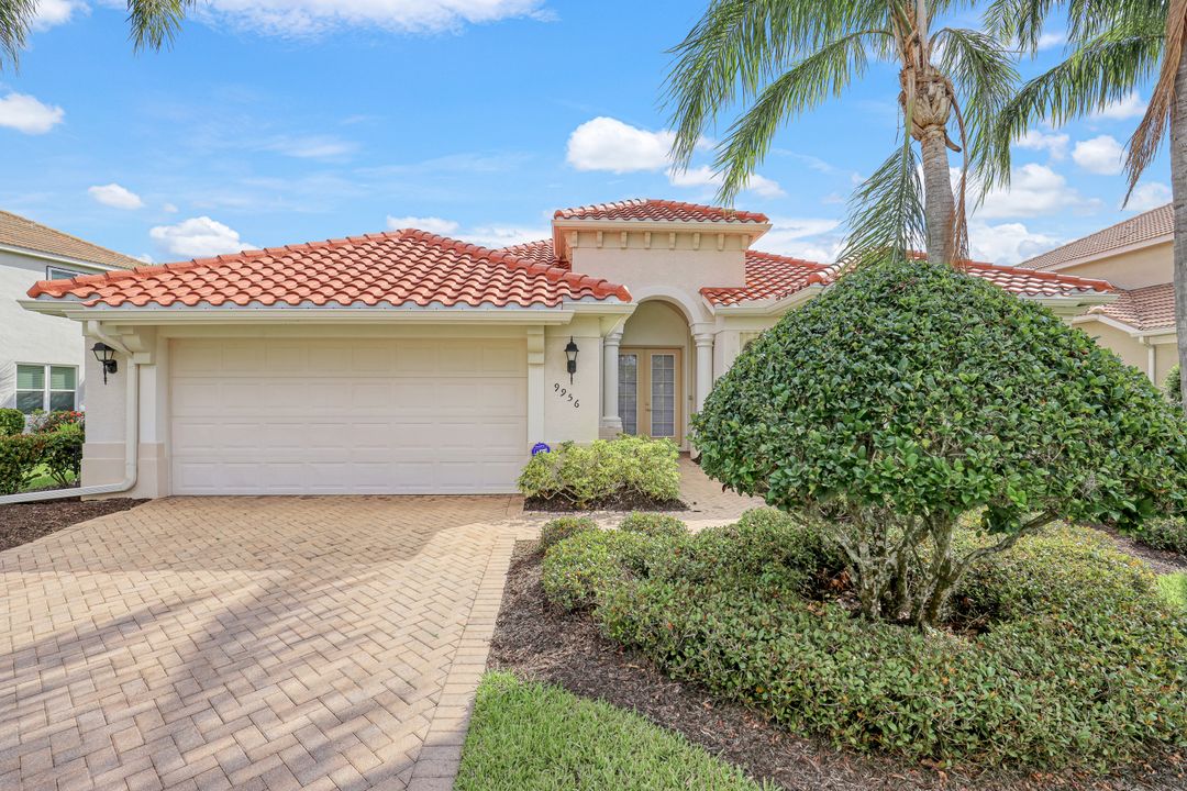 9956 St Moritz Dr, Miromar Lakes, FL 33913
