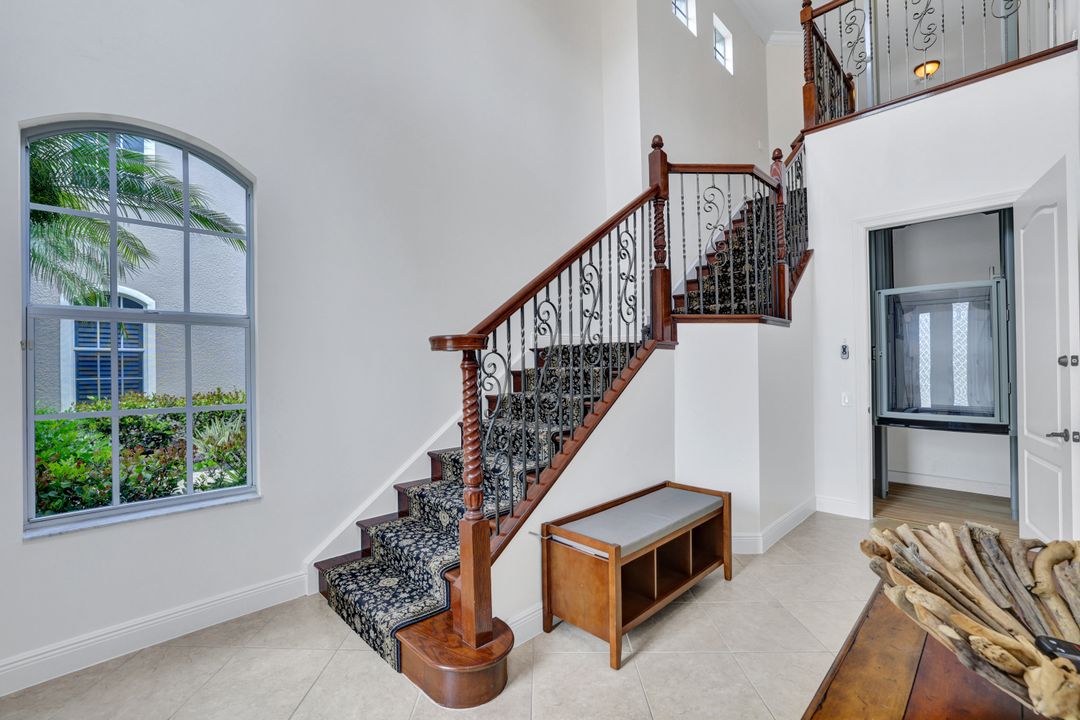 28492 Altessa Way #202, Bonita Springs, FL 34135
