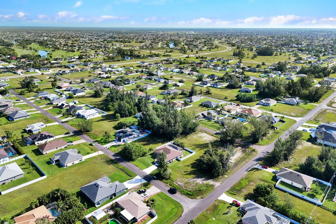 1121 NW 27th Ave, Cape Coral, FL 33993