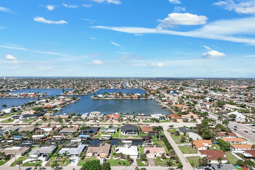 4817 Pelican Blvd, Cape Coral, FL 33914
