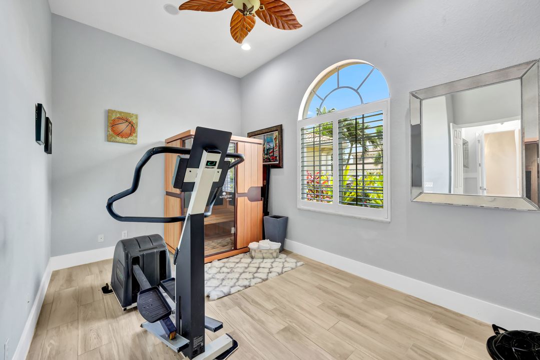 8910 Paseo De Valencia St, Fort Myers, FL 33908