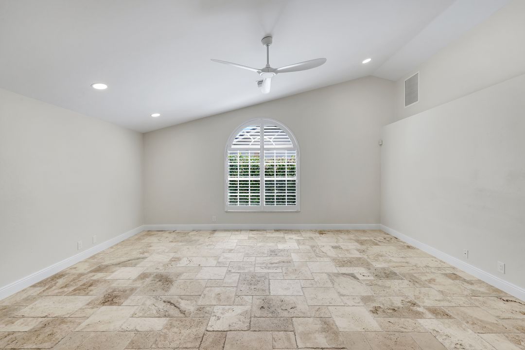 235 Silverado Dr, Naples, FL 34119