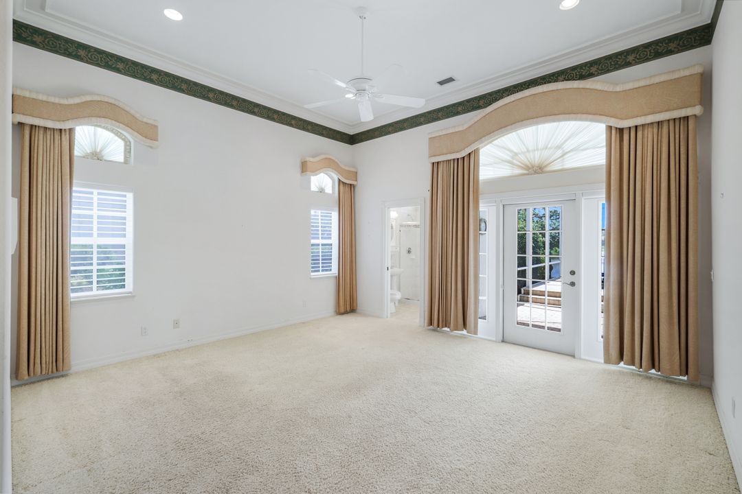 11201 Phoenix Way, Naples, FL 34119