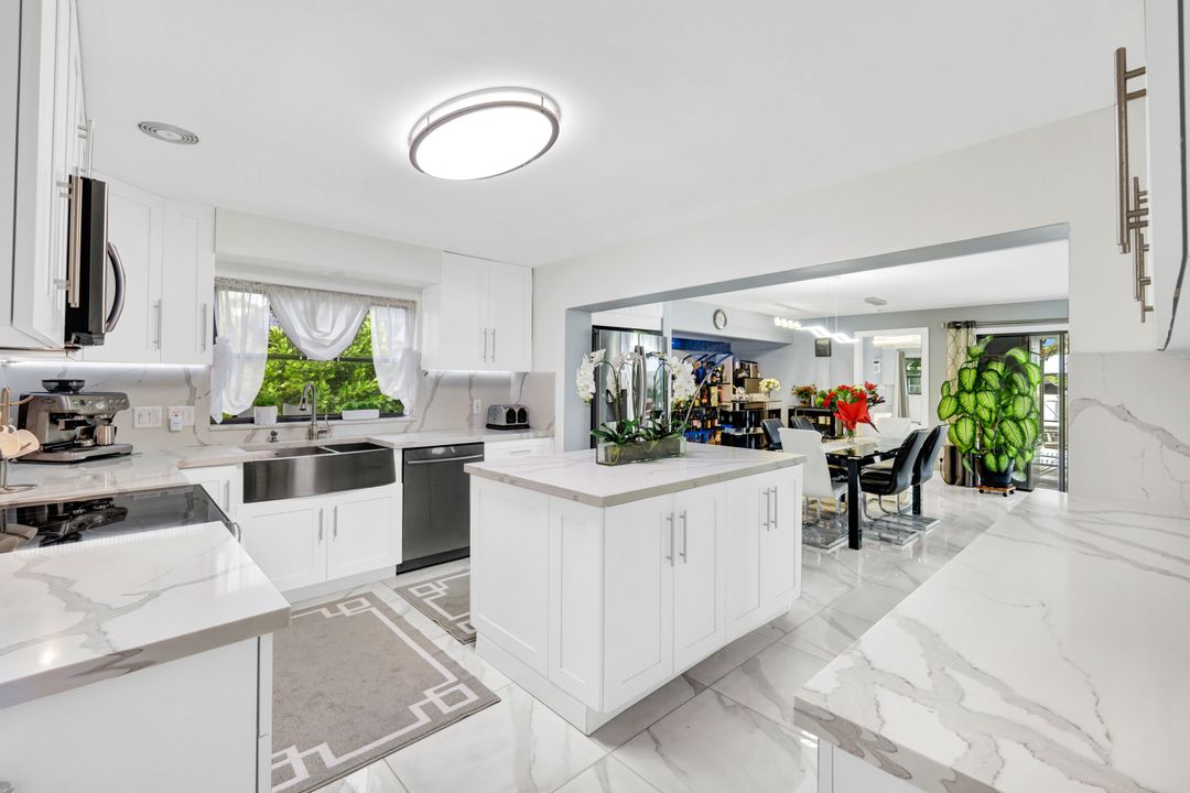 1709 SE 44th Terrace, Cape Coral, FL 33904