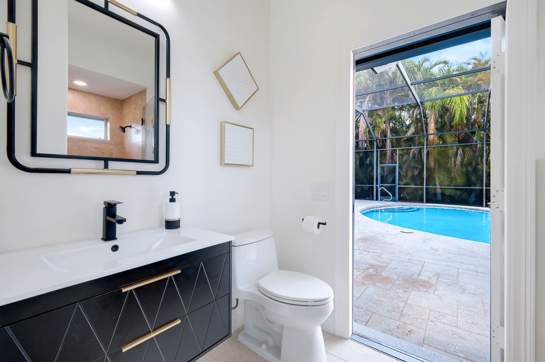 11819 Warbler Ct, Naples, FL 34119