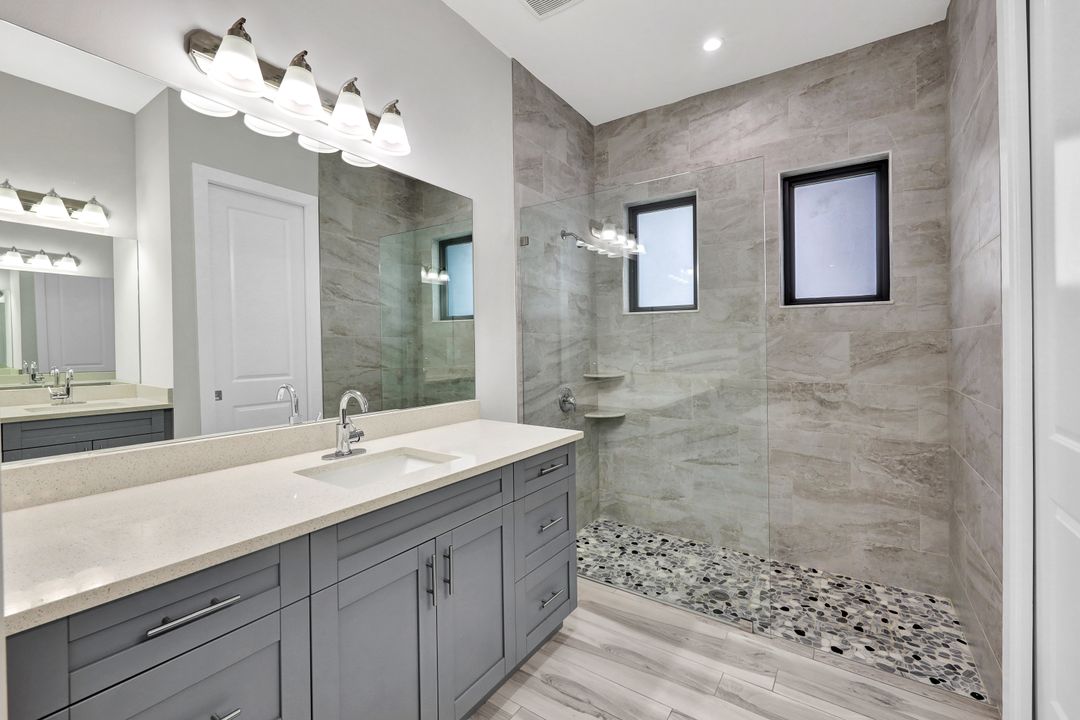 4440 43rd Ave NE, Naples, FL 34120