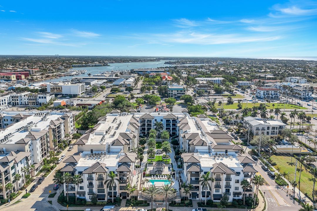 1030 3rd Ave S #216, Naples, FL 34102