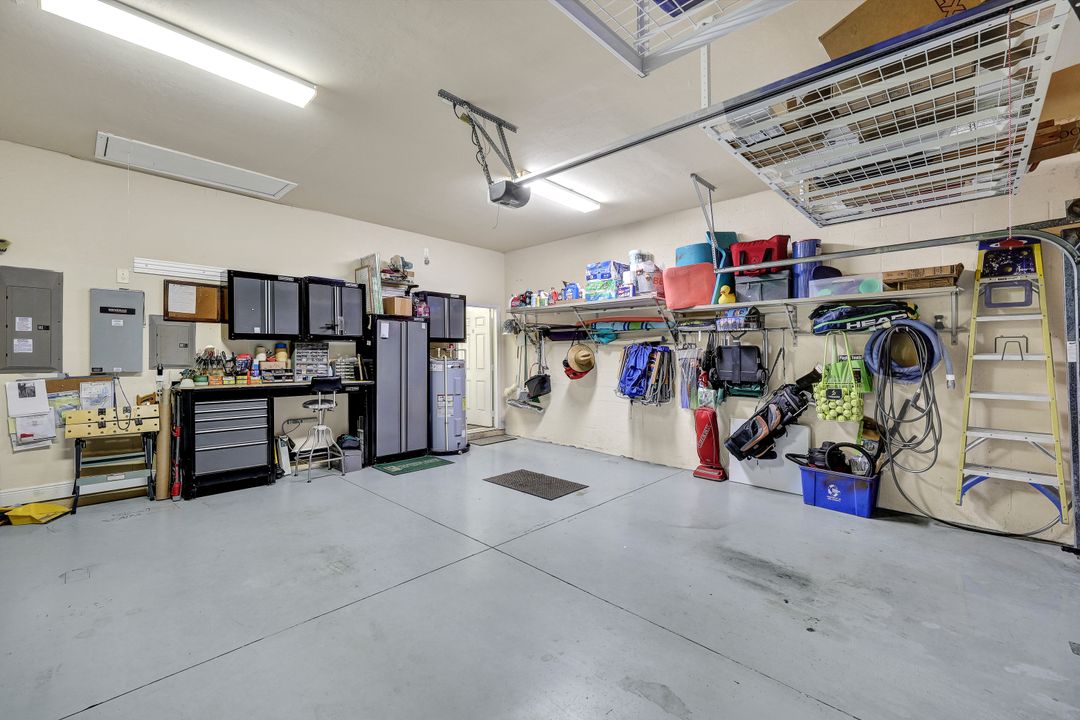 13968 Avon Park Cir, Fort Myers, FL 33912