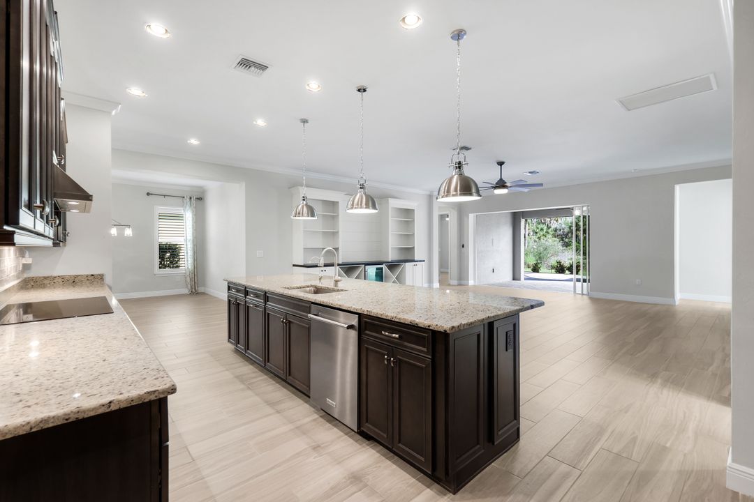 3837 Helmsman Dr, Naples, FL 34120