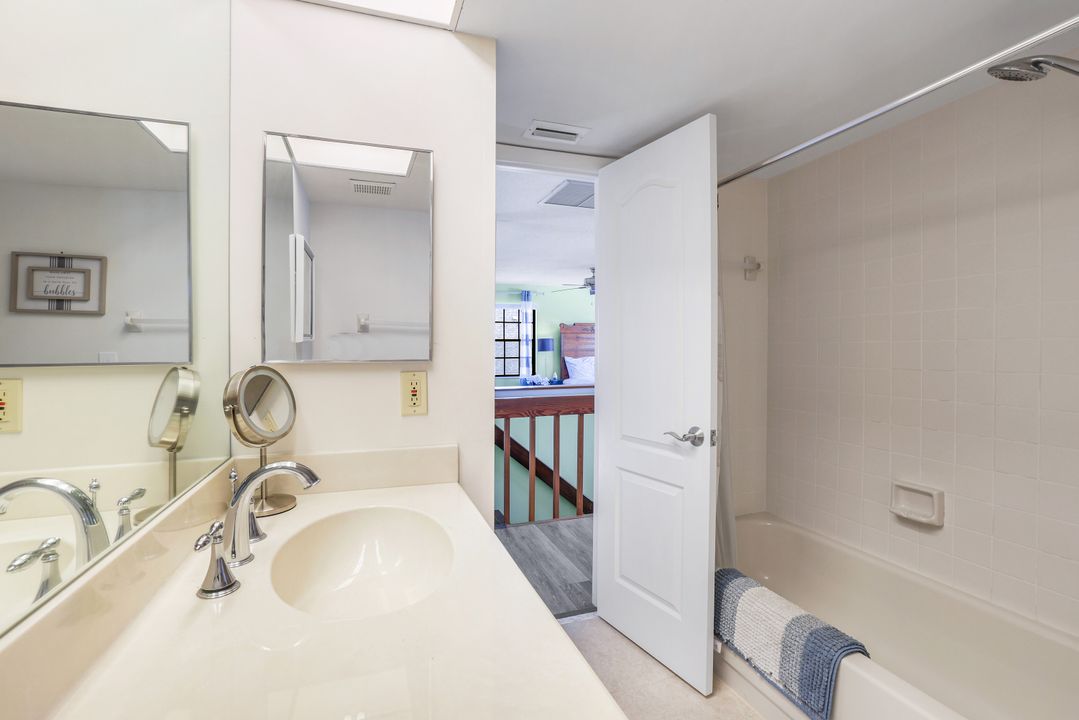 823 Meadowland Dr #H42-6, Naples, FL 34108