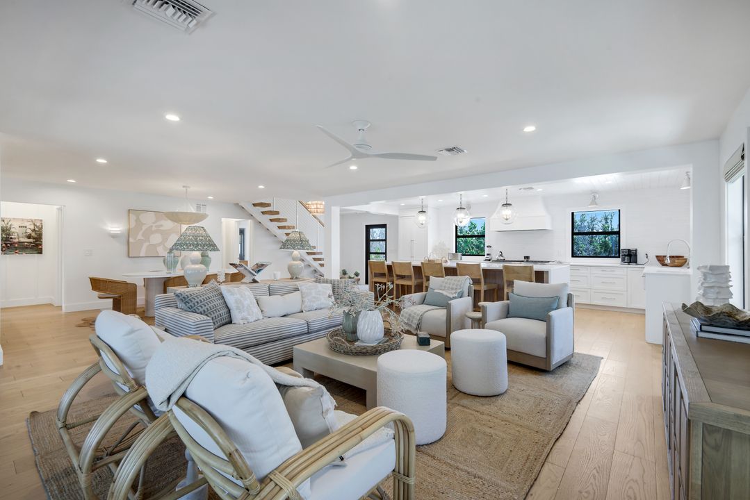 24 Beach Homes, Captiva, FL 33924
