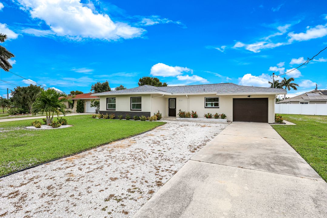 3137 SE 22nd Ave, Cape Coral, FL 33904