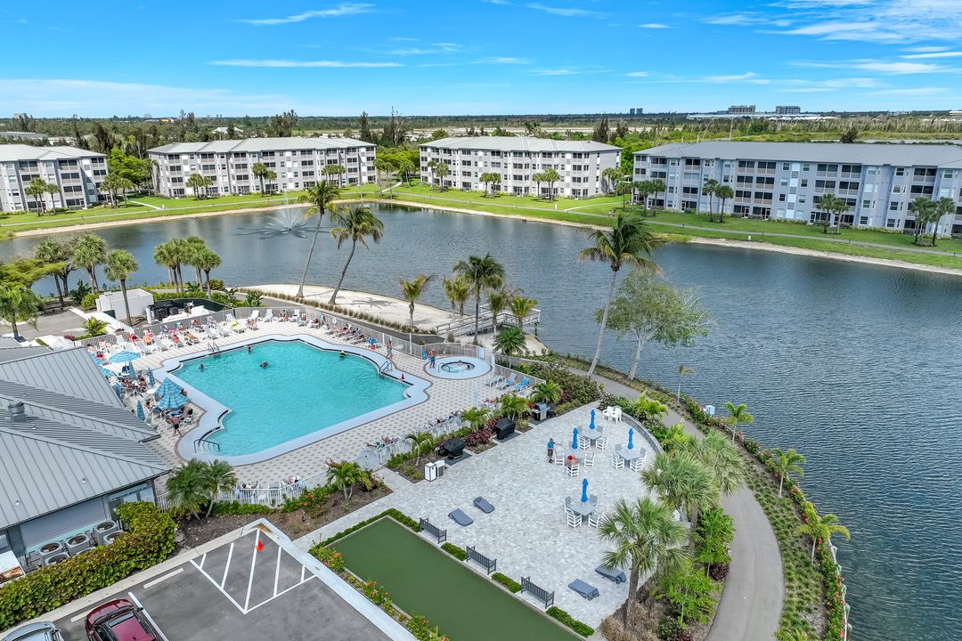 16615 Lake Cir Dr #438, Fort Myers, FL 33908