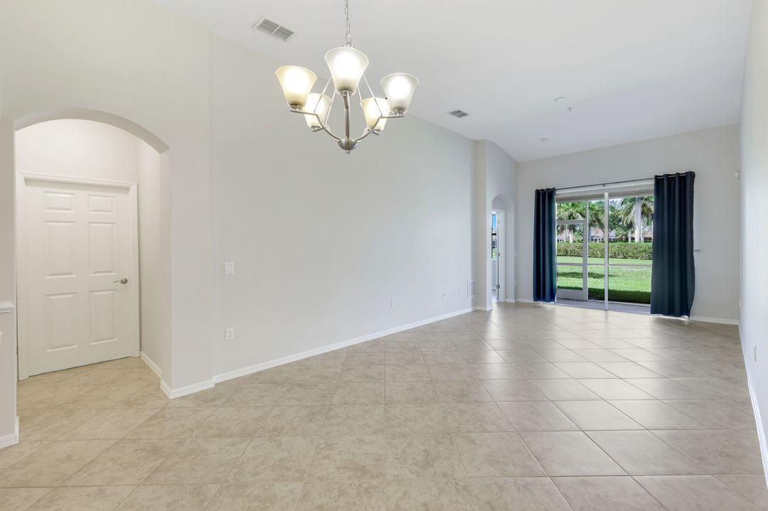 14165 Winchester Ct #102, Naples, FL 34114