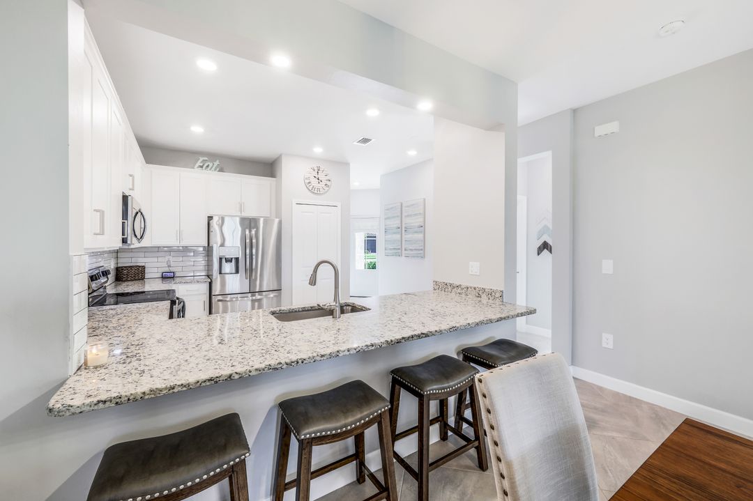 14033 Pine Lodge Ln, Fort Myers, FL 33913