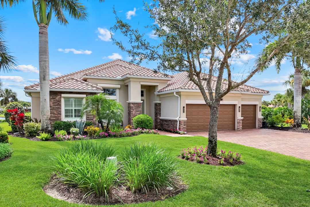 9180 Ores Cir, Naples, FL 34120