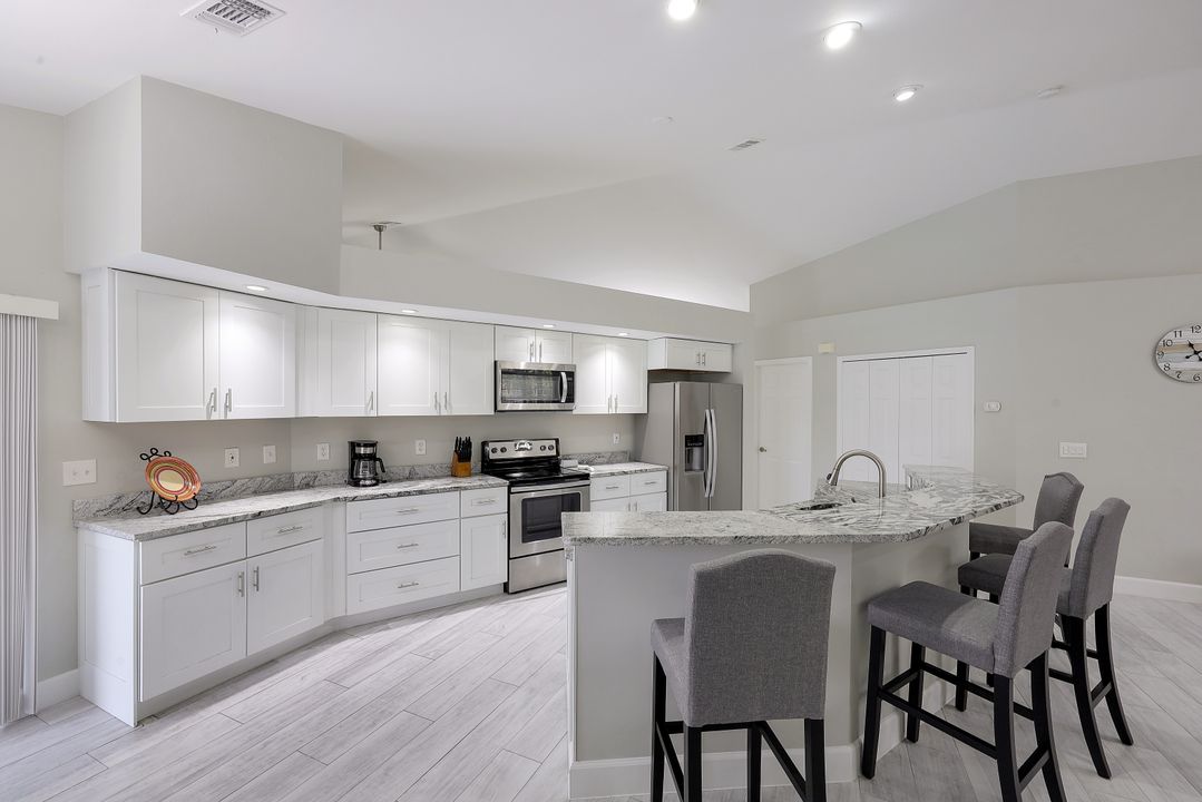 1423 SW 49th St, Cape Coral, FL 33914