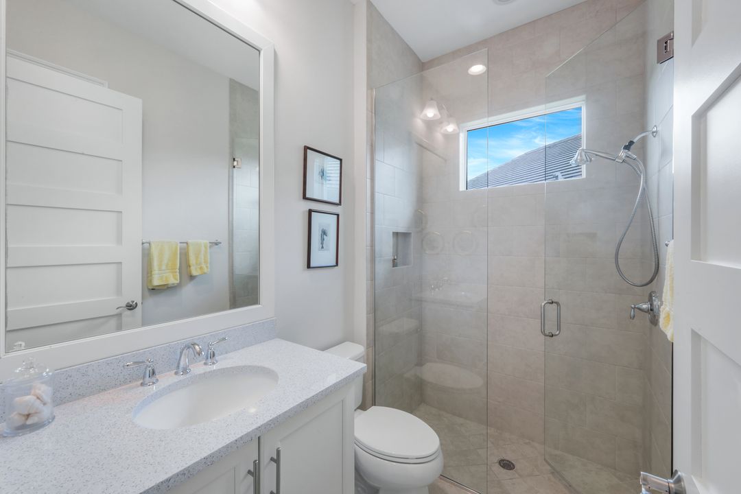 5798 Anegada Dr, Naples, FL 34113