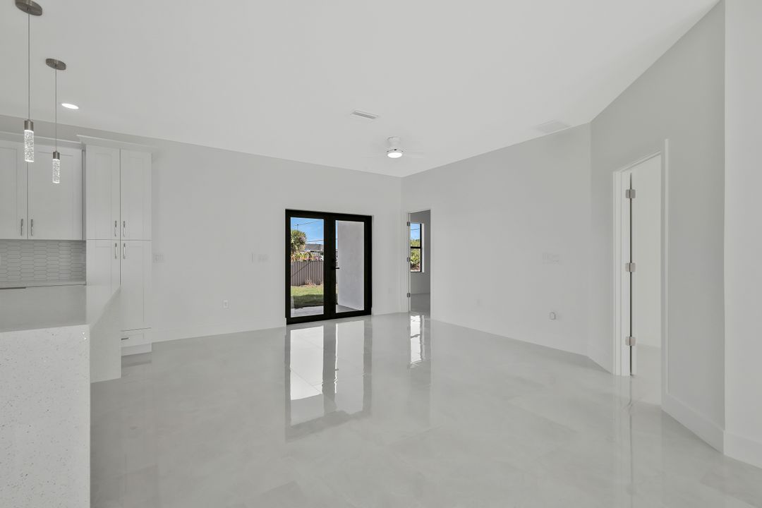 3800 24th St SW, Lehigh Acres, FL 33976