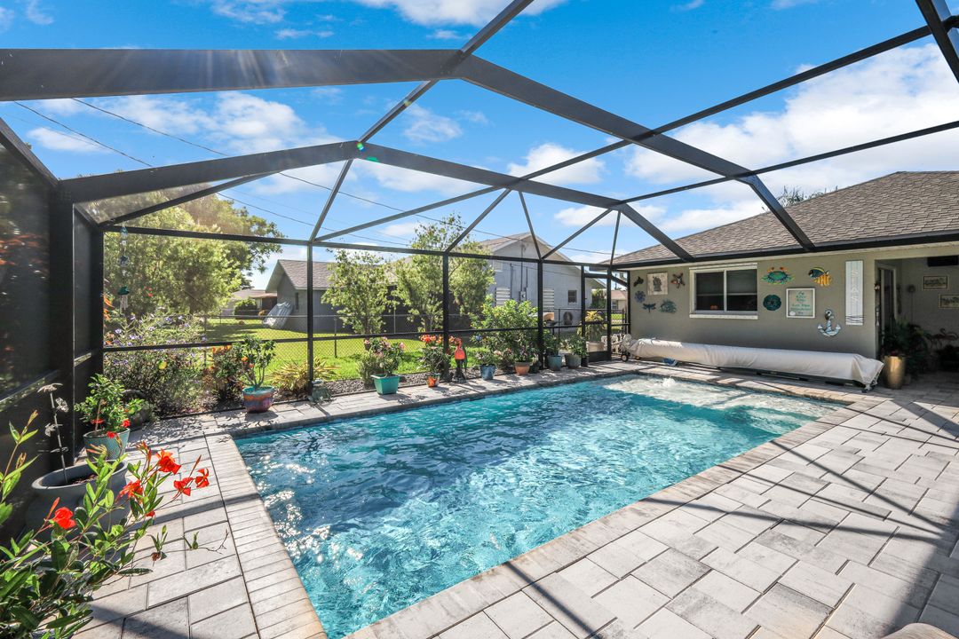 213 SW 38th Terrace, Cape Coral, FL 33914