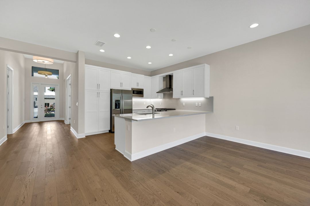 20738 Fair Oak Ln, Estero, FL 33928