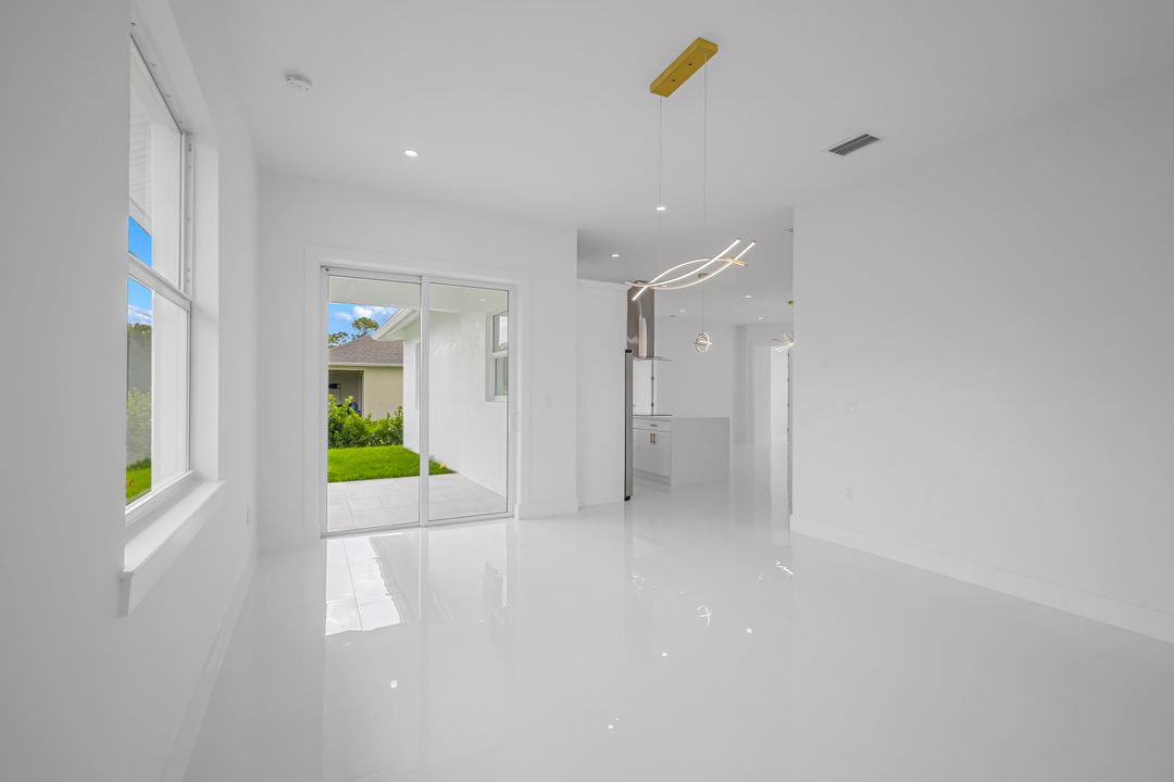 9107 Henry Rd, Fort Myers, FL 33967