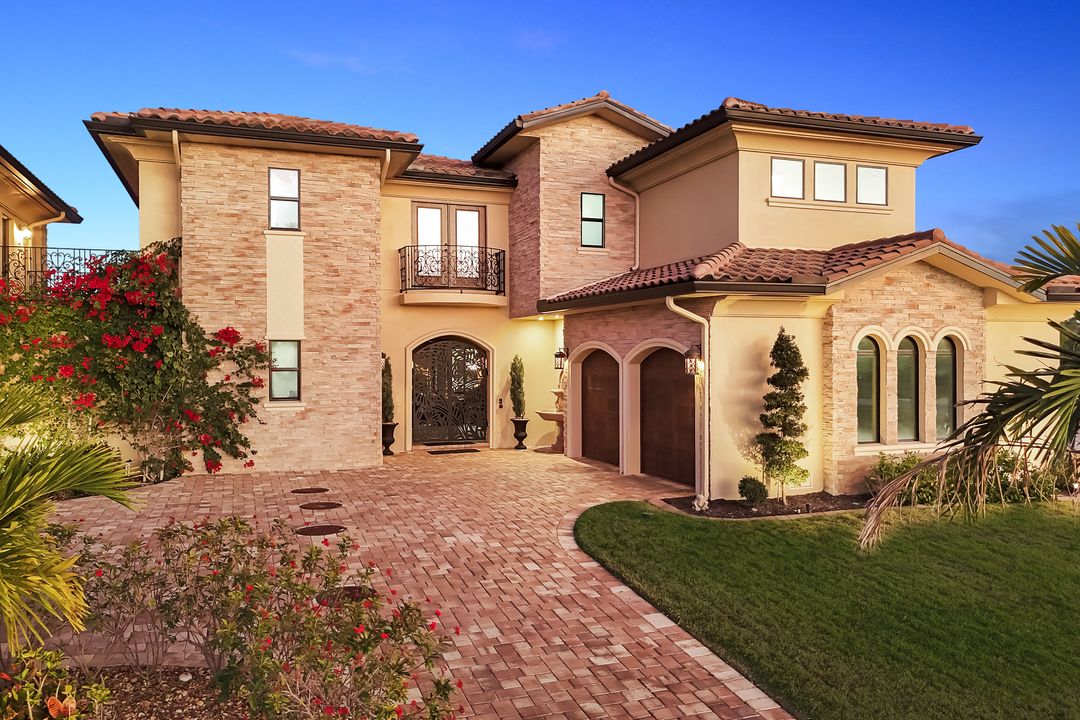 2709 NW 41st Ave, Cape Coral, FL 33993