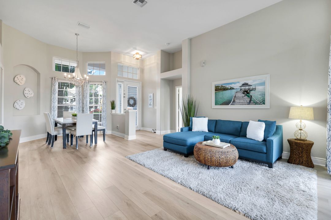 196 Skipping Stone Ln, Naples, FL 34119