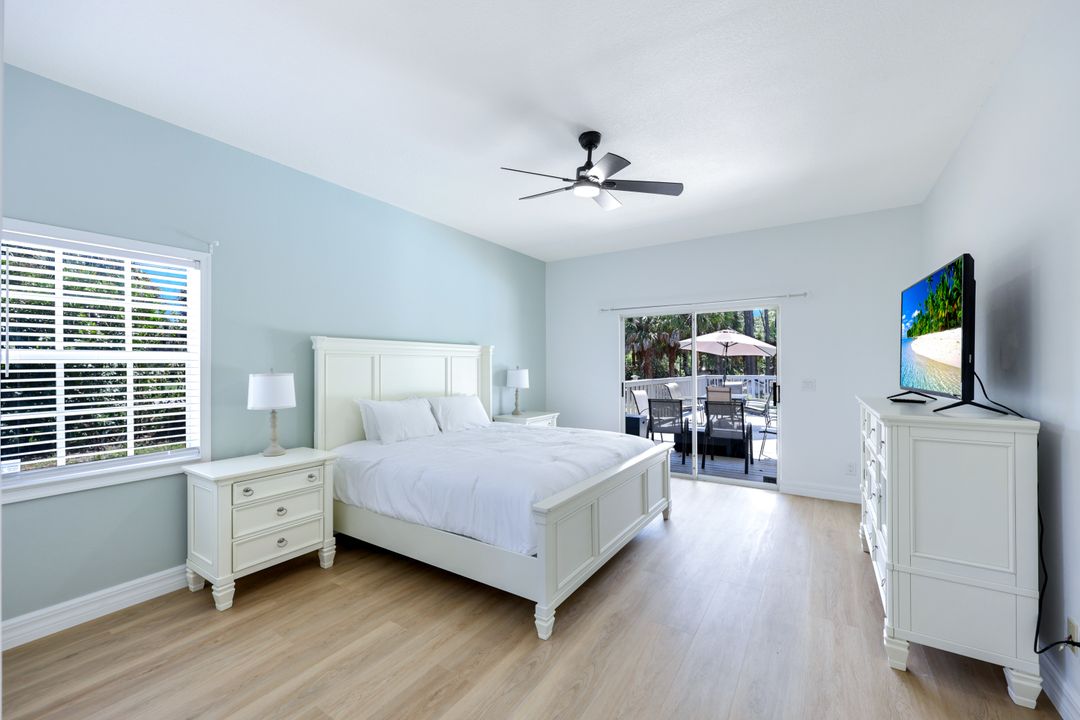 491 21st St NW, Naples, FL 34120