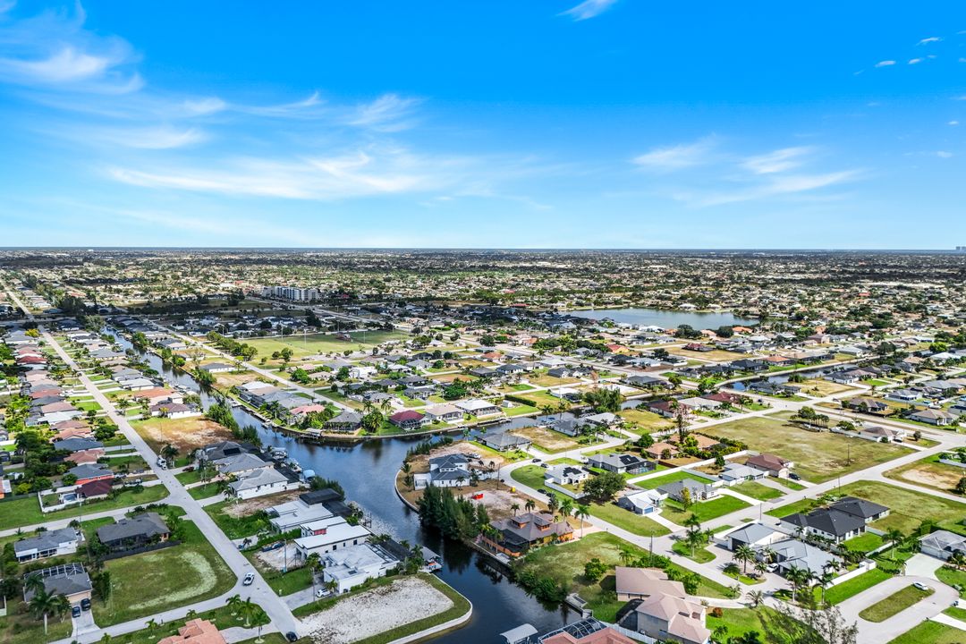 2832 SW 17th Ave, Cape Coral, FL 33914